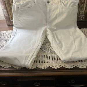 Liz Claiborne White Jeans Size 12